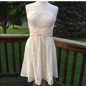 NWOT Vince Camuto White Strapless Dress